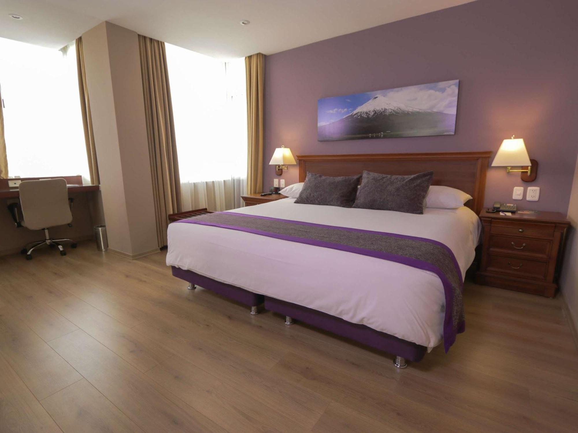 Mercure Alameda Quito Exterior photo